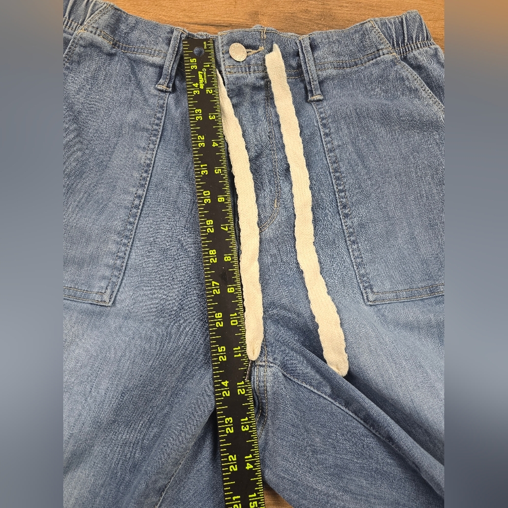 Judy Blue Relaxed Blue Jeans with Drawstring - Picture 5 of 6